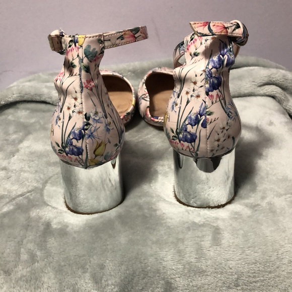 ALDO Floral Print low heels women’s size 39 - Picture 4 of 10